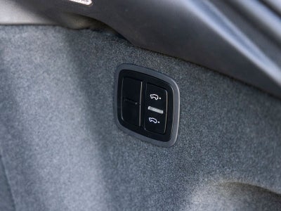 2025 Porsche Macan Macan T