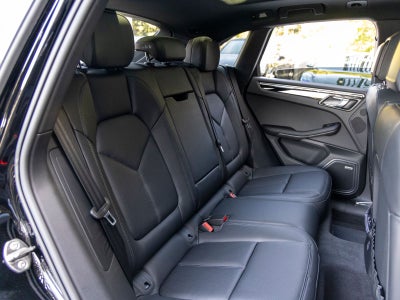 2025 Porsche Macan Macan T