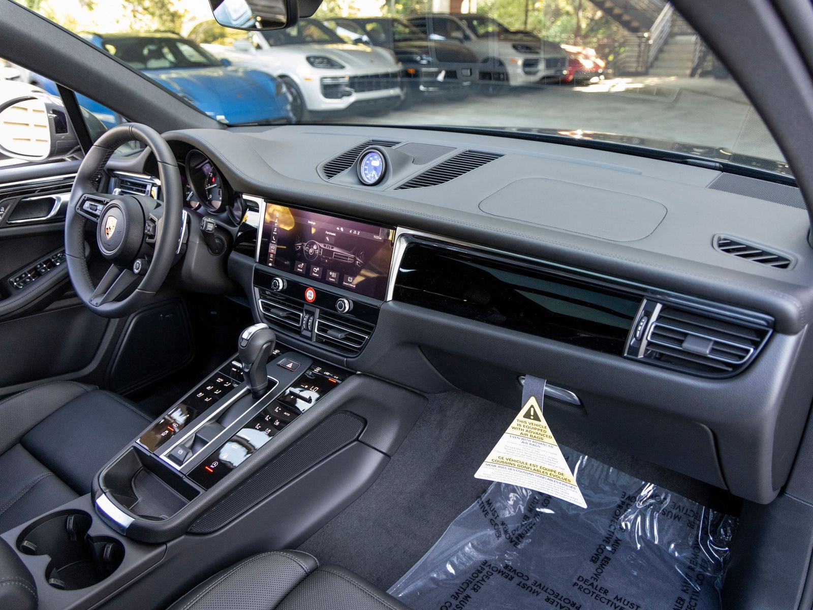 2025 Porsche Macan Macan T