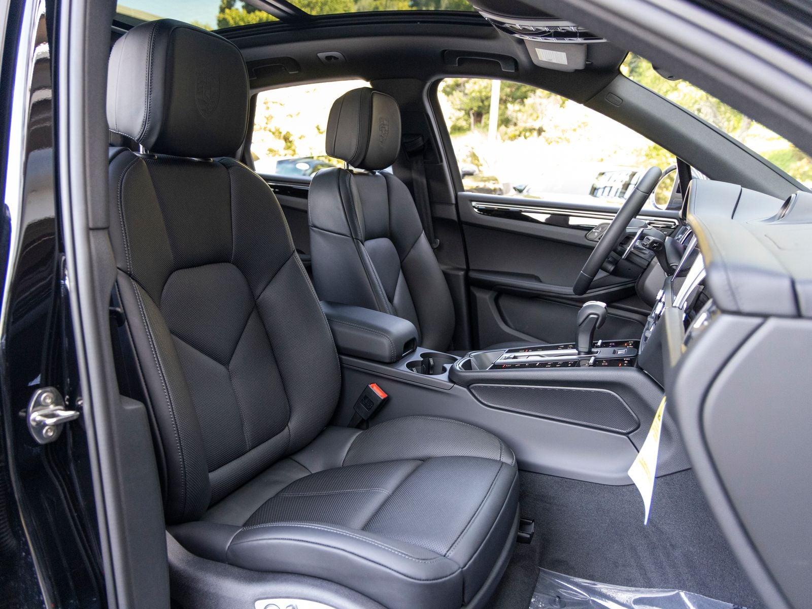 2025 Porsche Macan Macan T