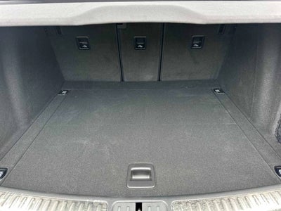 2025 Porsche Macan Macan T