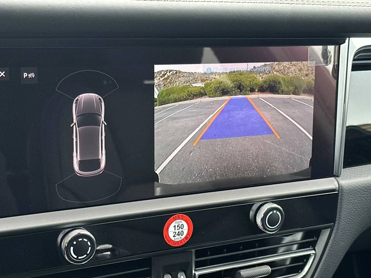 2025 Porsche Macan Macan T