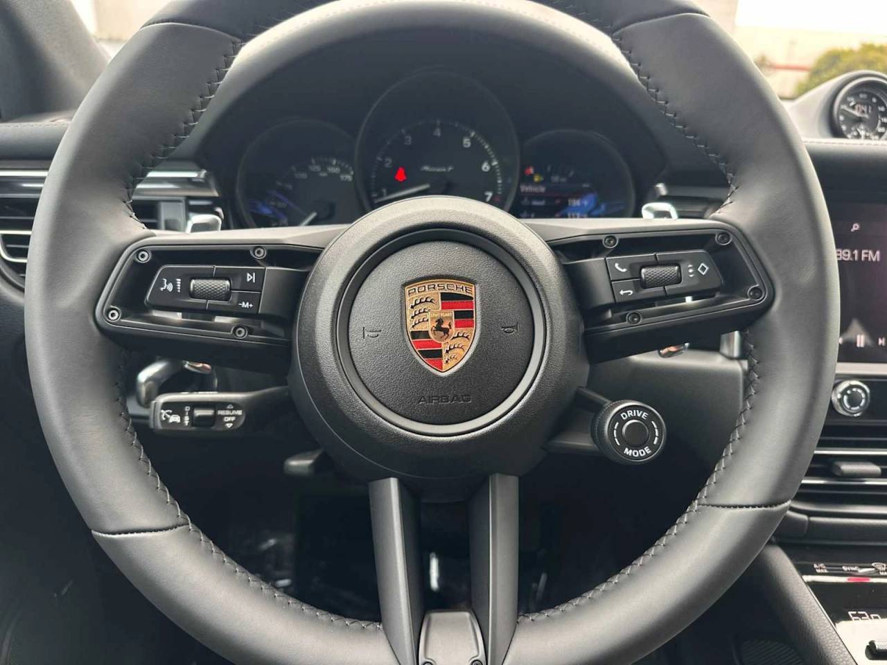 2025 Porsche Macan Macan T