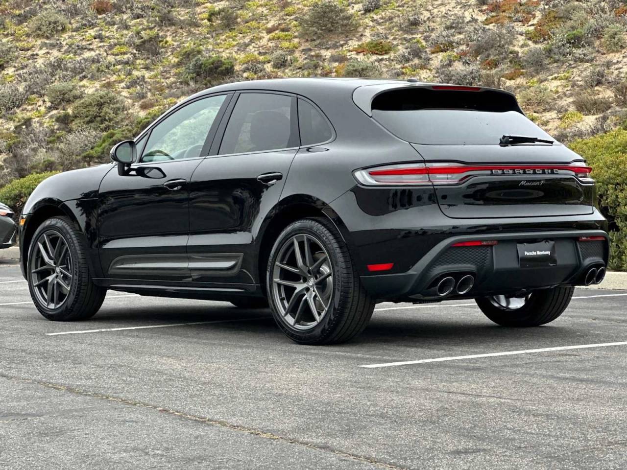 2025 Porsche Macan Macan T