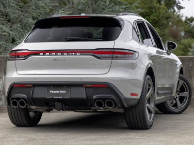 2025 Porsche Macan Base