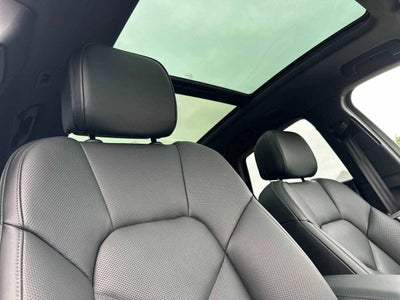 2025 Porsche Macan Macan