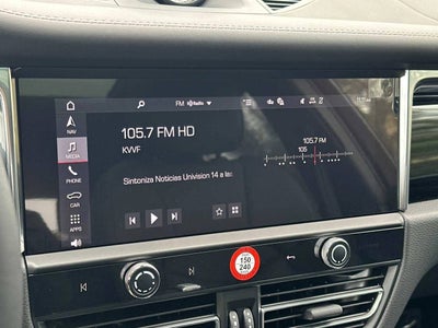 2025 Porsche Macan Macan