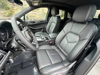 2025 Porsche Macan Macan