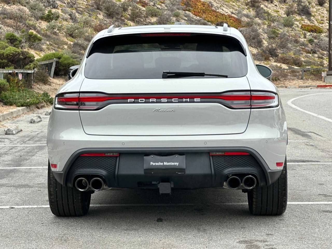 2025 Porsche Macan Macan