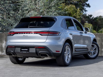 2025 Porsche Macan Base