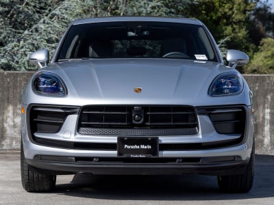 2025 Porsche Macan Base