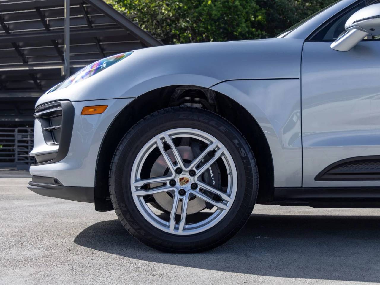2025 Porsche Macan Base