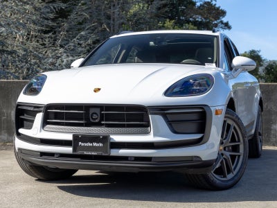 2026 Porsche Macan Macan