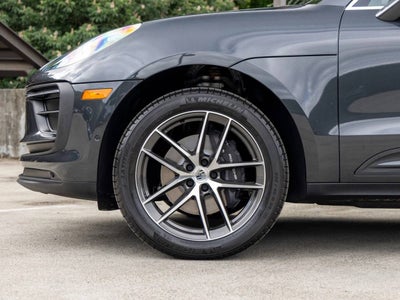 2026 Porsche Macan Base