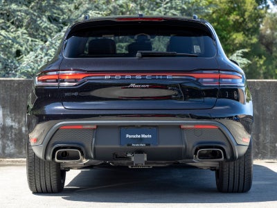 2026 Porsche Macan Base