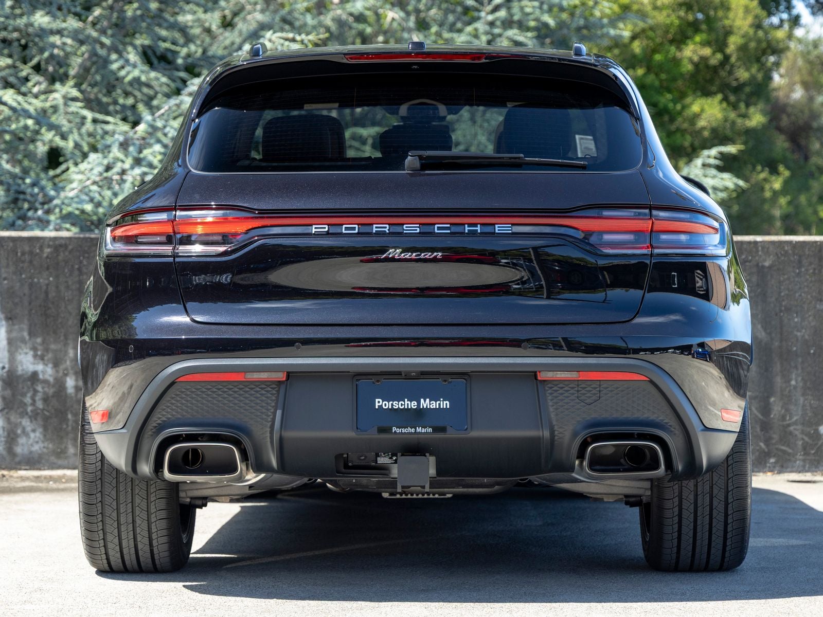 2026 Porsche Macan Base