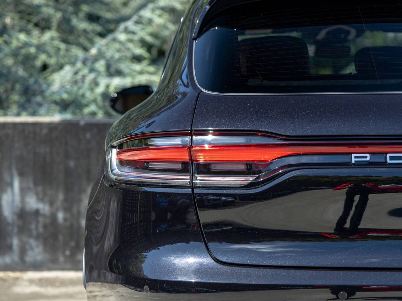 2026 Porsche Macan Base
