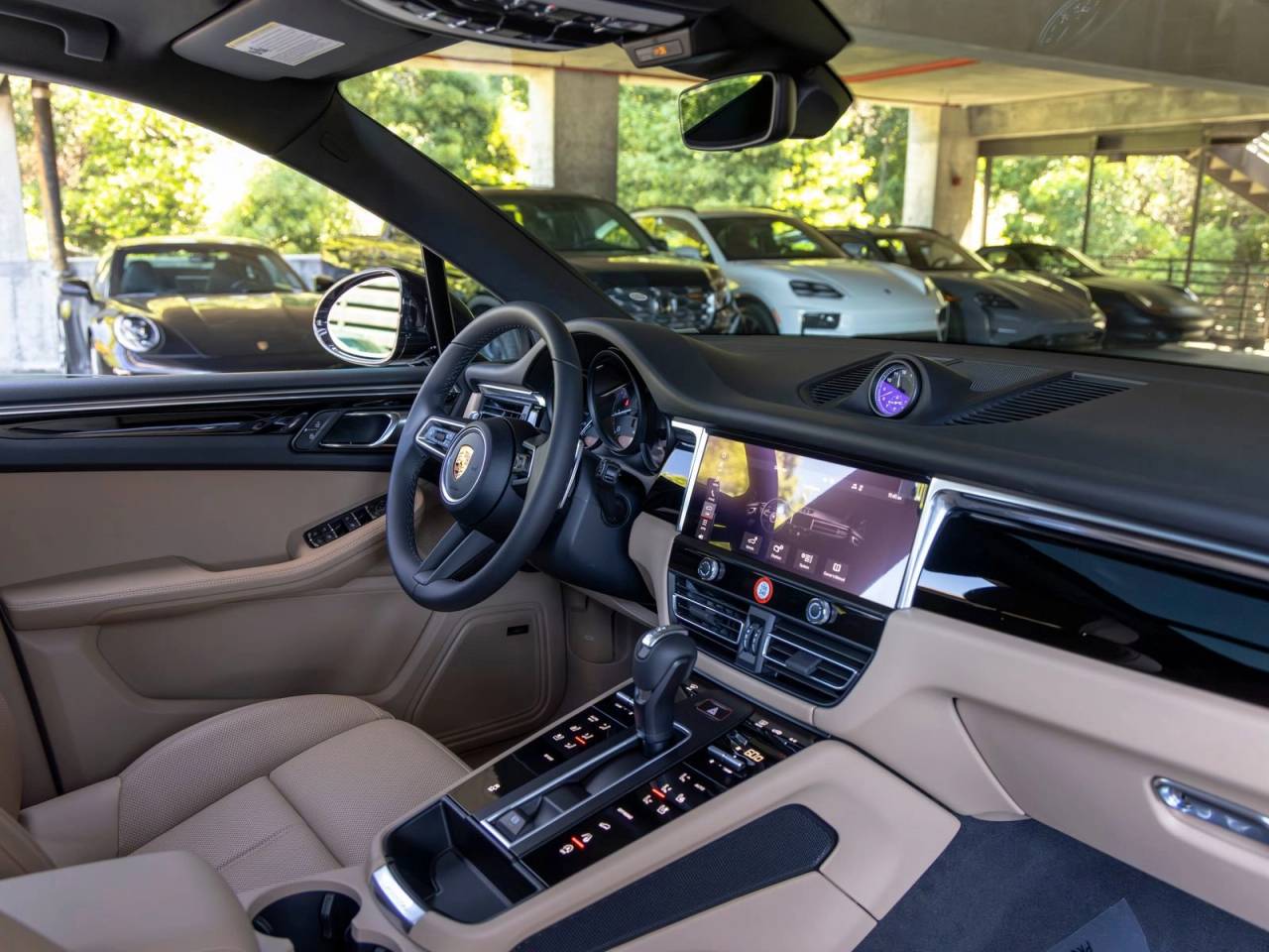 2026 Porsche Macan Base