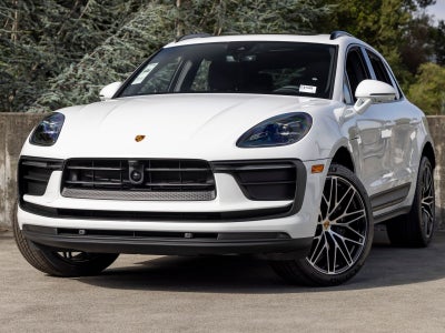 2026 Porsche Macan Base