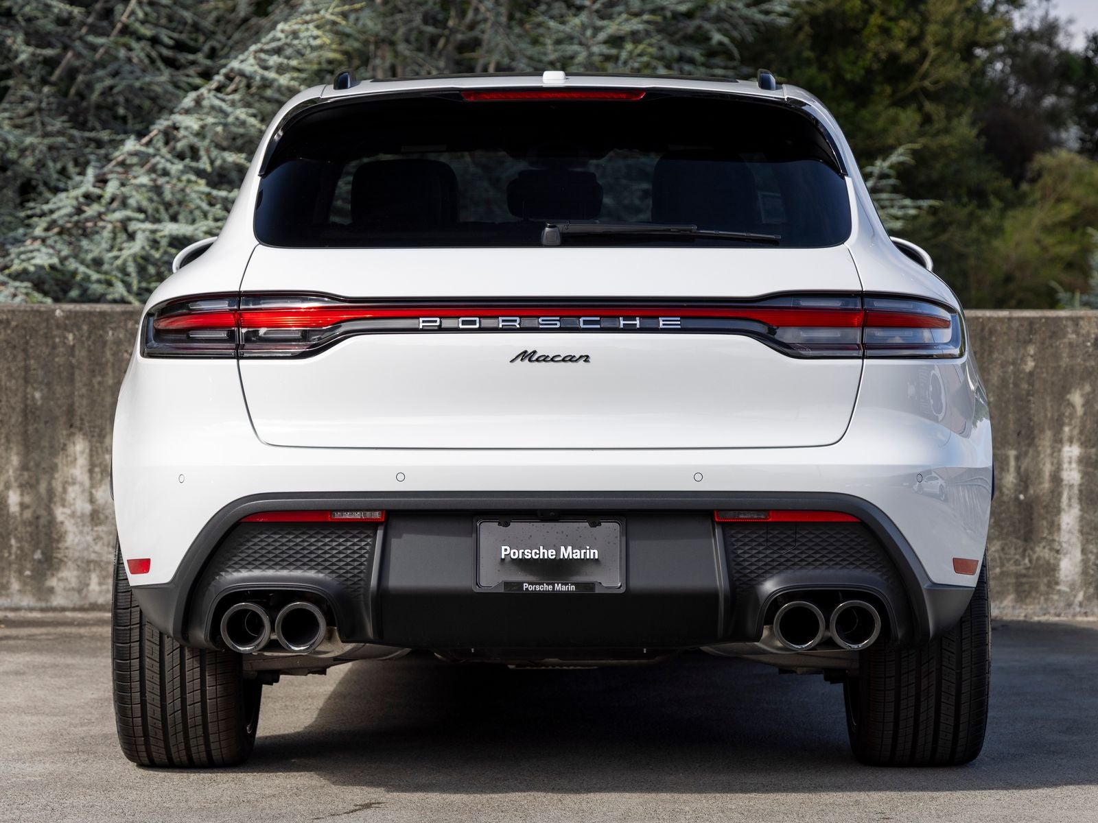 2026 Porsche Macan Base