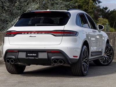 2026 Porsche Macan Base