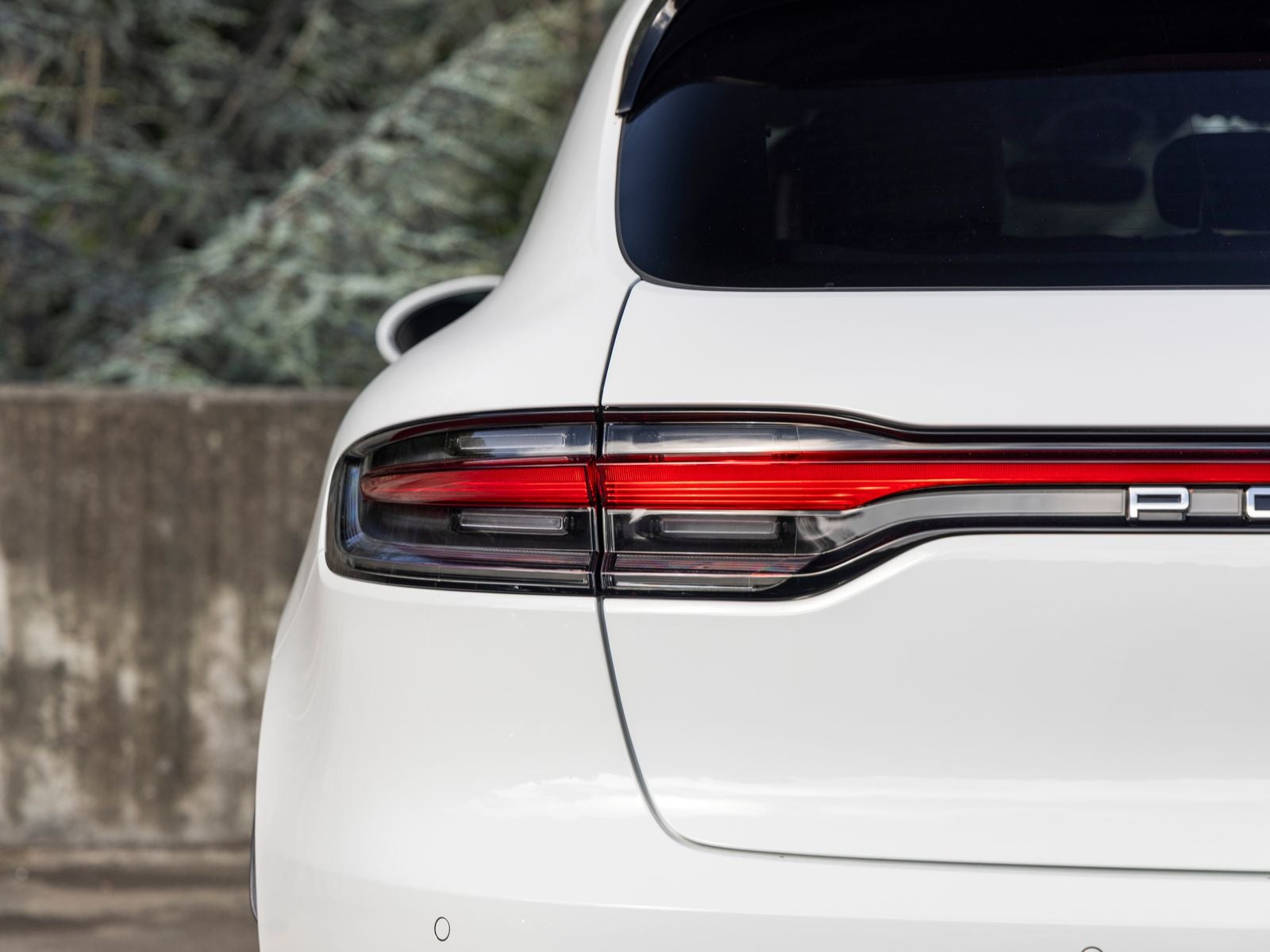 2026 Porsche Macan Base