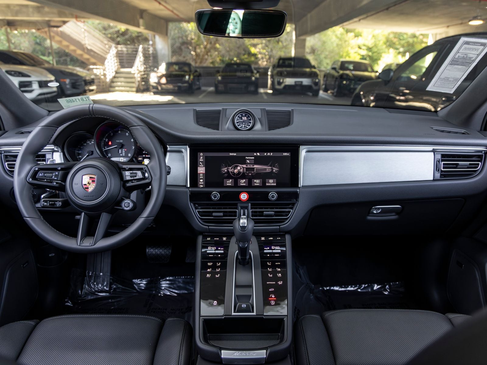 2026 Porsche Macan Base