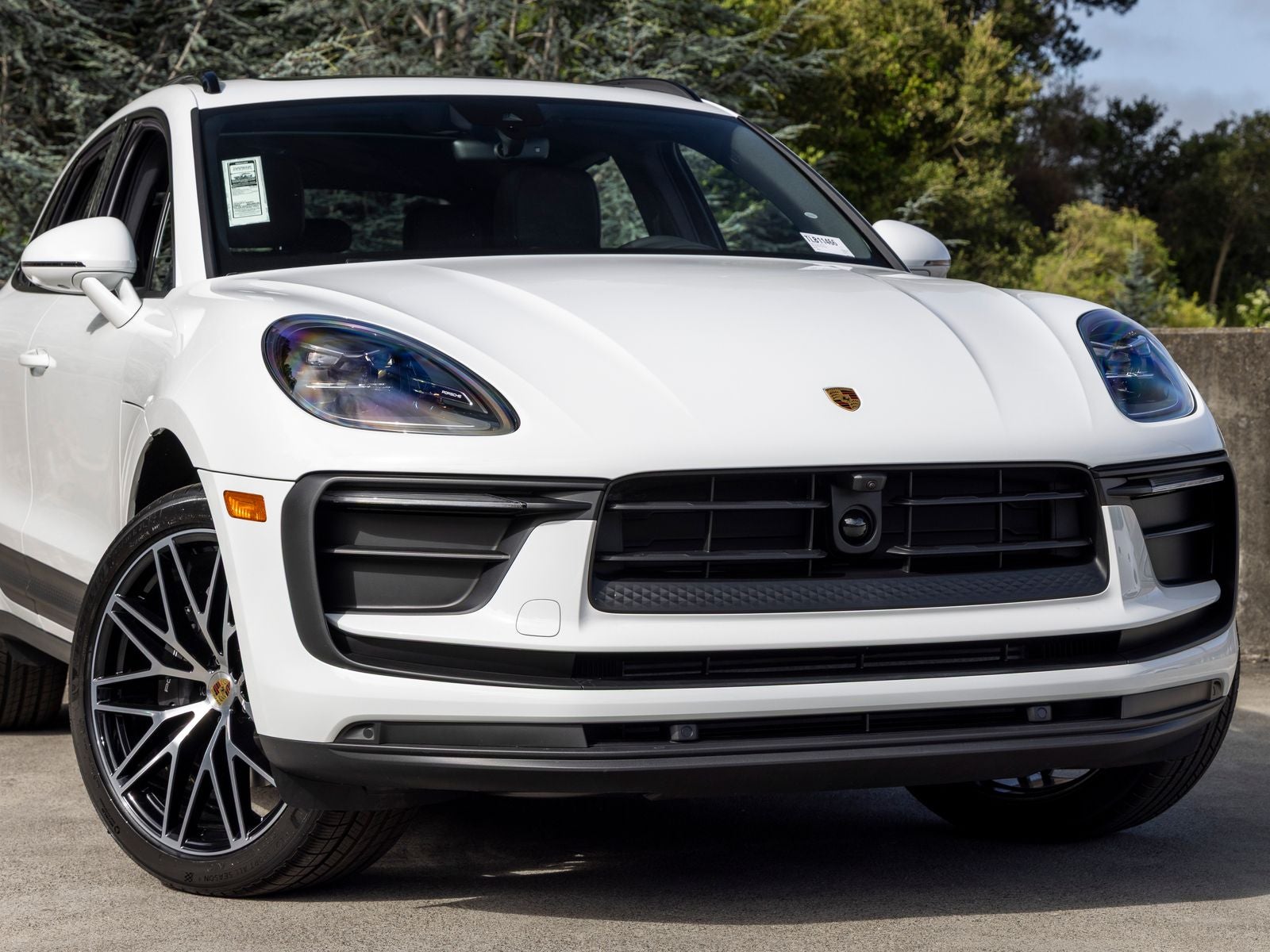 2026 Porsche Macan Base