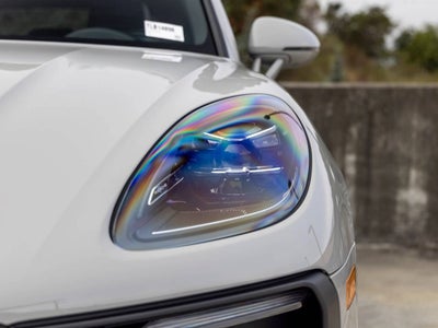 2026 Porsche Macan Macan