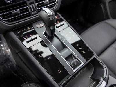 2026 Porsche Macan Macan
