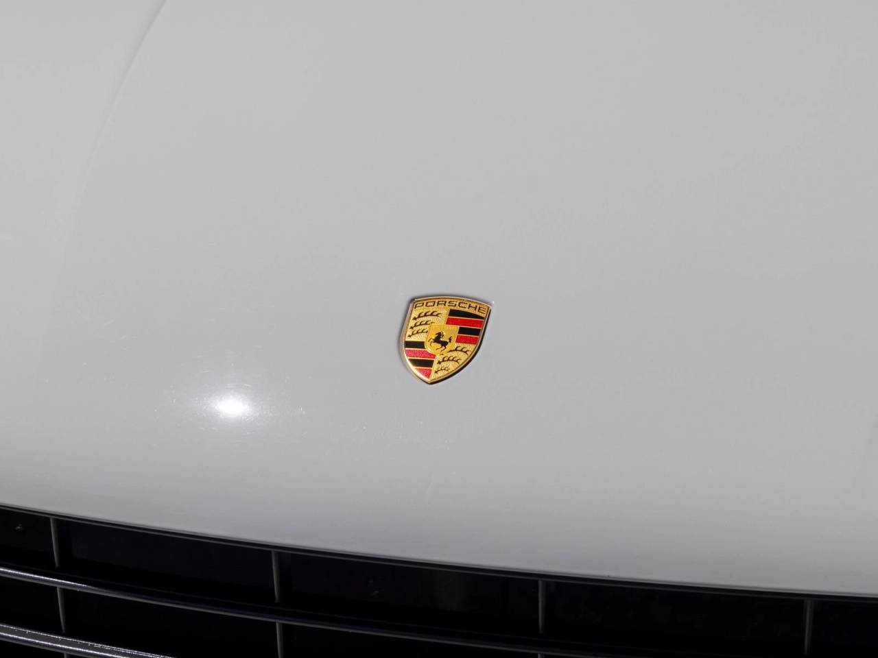 2021 Porsche Macan Macan