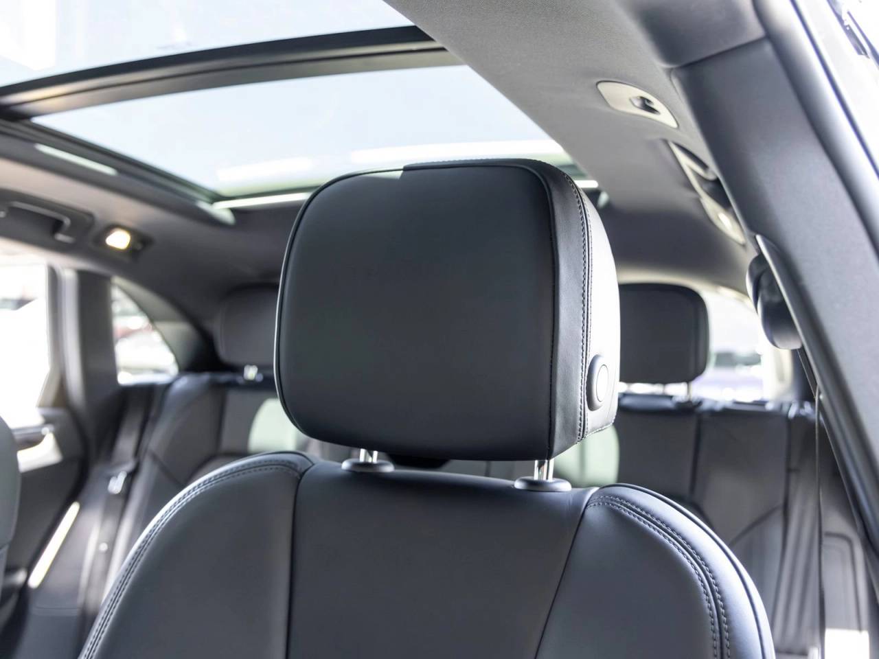 2021 Porsche Macan Macan