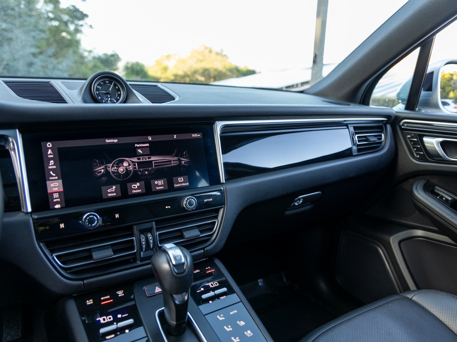 2023 Porsche Macan Macan (MY23)