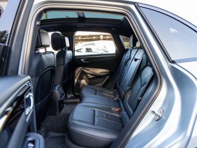 2023 Porsche Macan Macan (MY23)