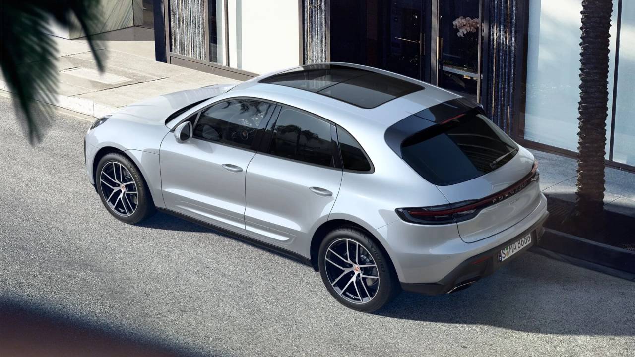2023 Porsche Macan Macan (MY23)