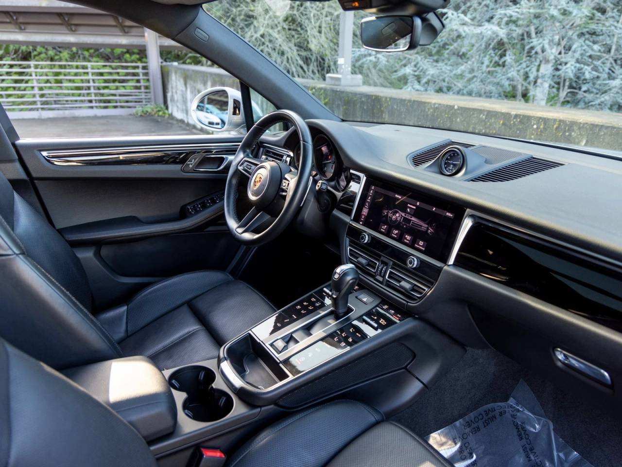 2023 Porsche Macan Macan (MY23)