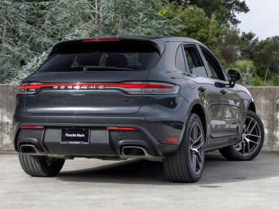2023 Porsche Macan Base