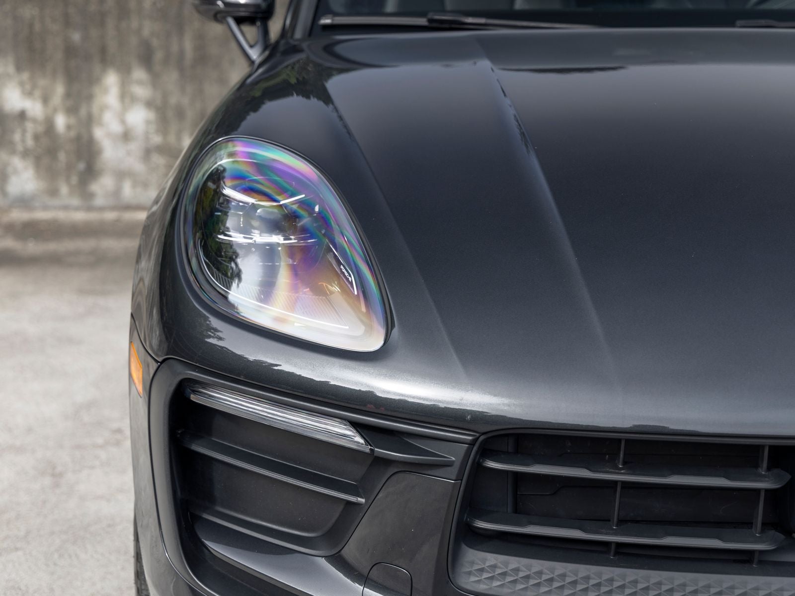 2023 Porsche Macan Base