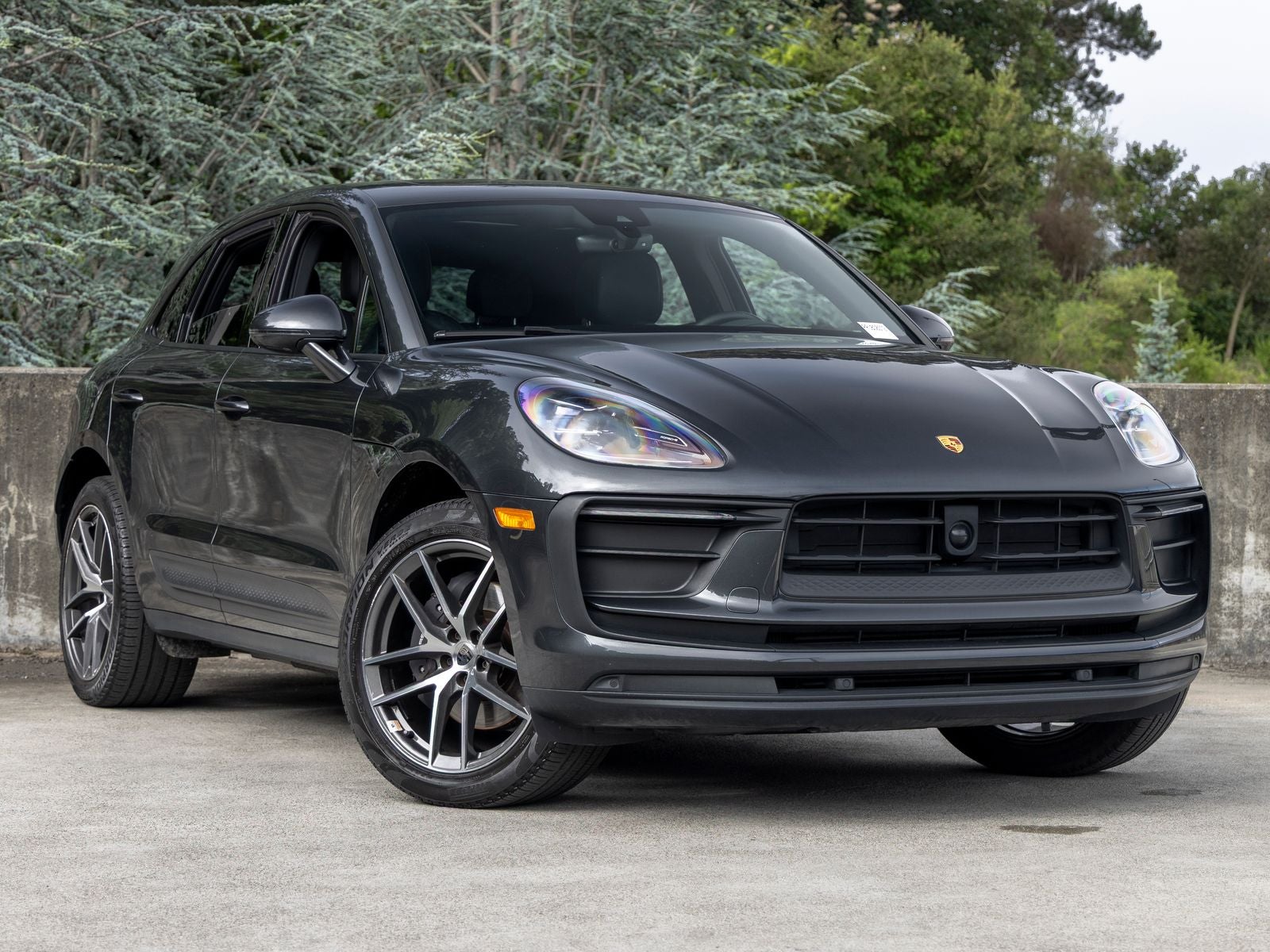 2023 Porsche Macan Base