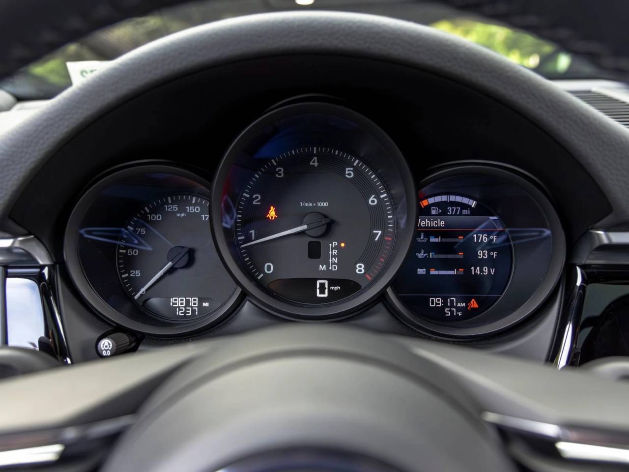 2023 Porsche Macan Base