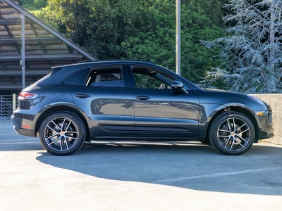 2025 Porsche Macan Macan