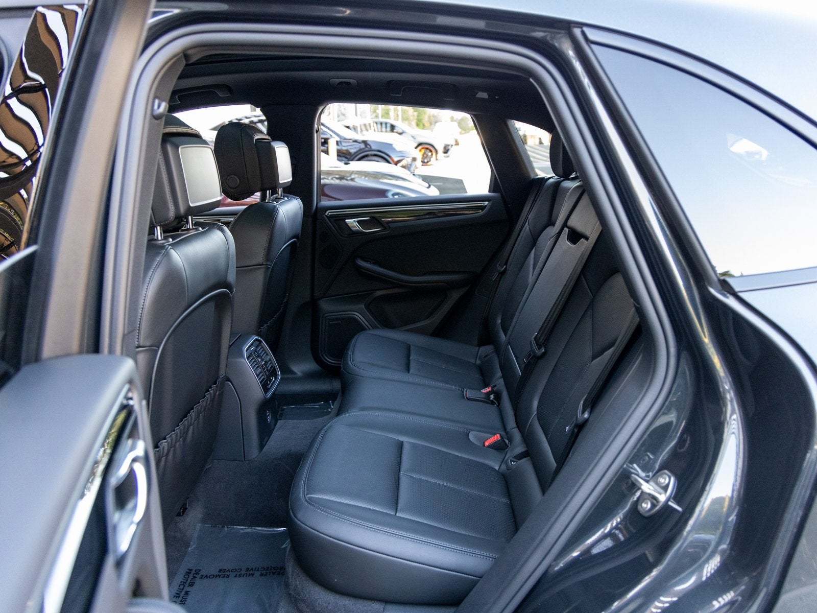 2025 Porsche Macan Macan