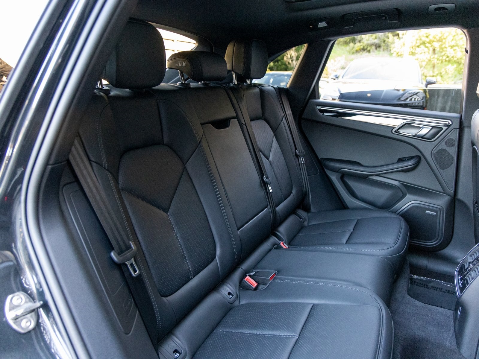 2025 Porsche Macan Macan