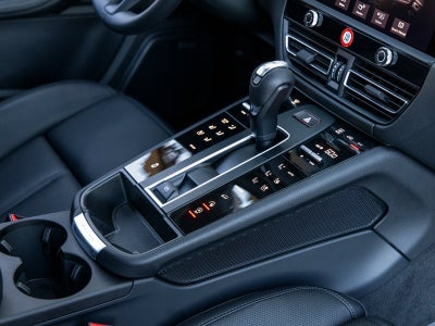 2025 Porsche Macan Macan