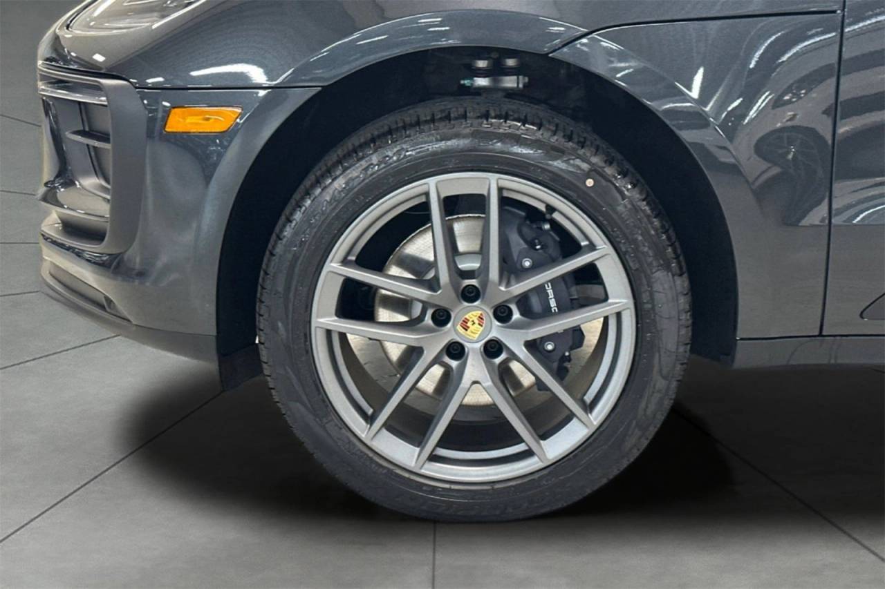 2025 Porsche Macan Macan