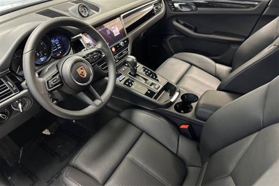 2025 Porsche Macan Macan