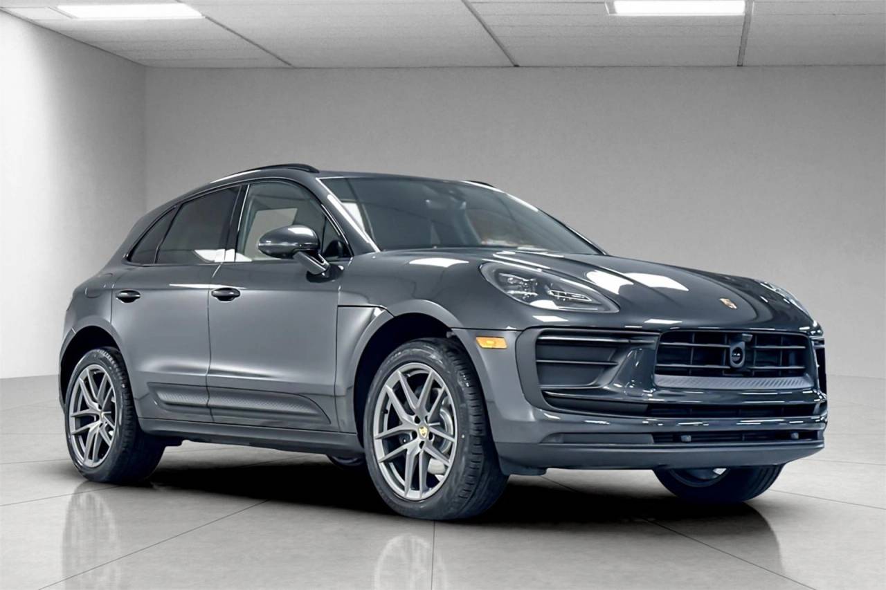 2025 Porsche Macan Macan