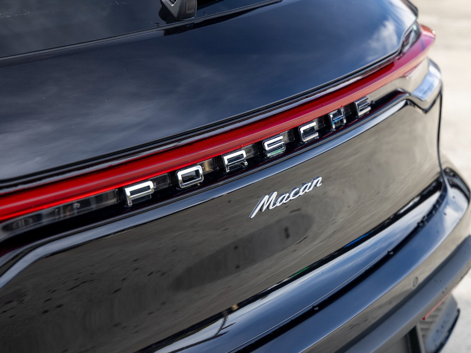 2025 Porsche Macan Macan