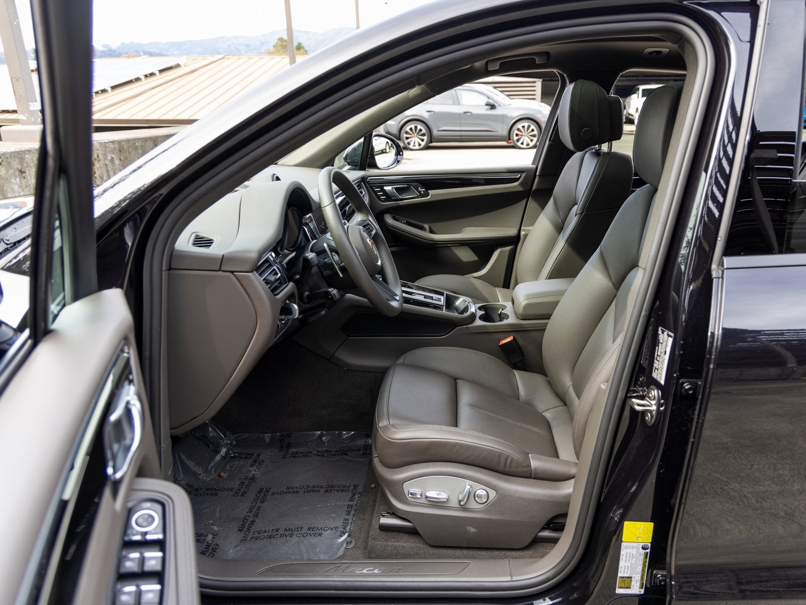 2025 Porsche Macan Macan