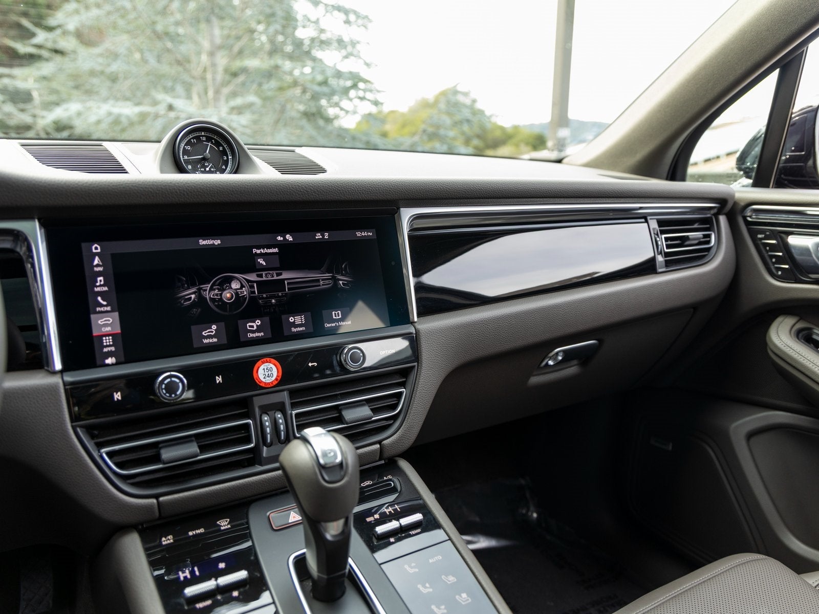 2025 Porsche Macan Macan